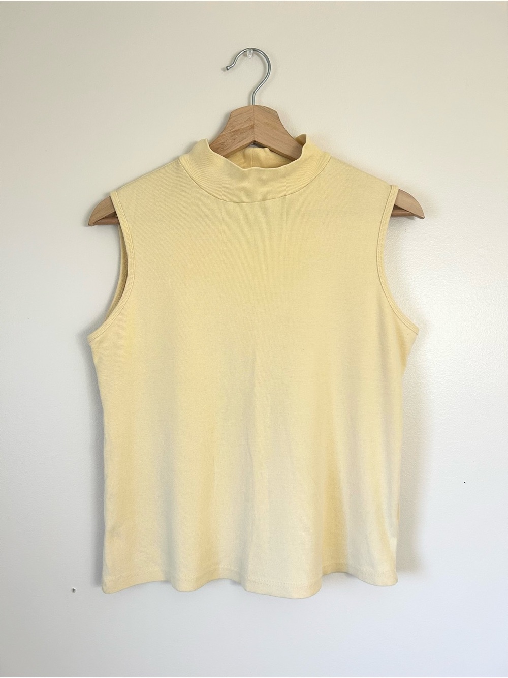 Northern Reflections Sleeveless Mock Neck Tank in Pale Yellow | L